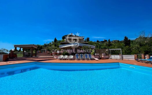 Villa in Vendita a Massarosa Bargecchia