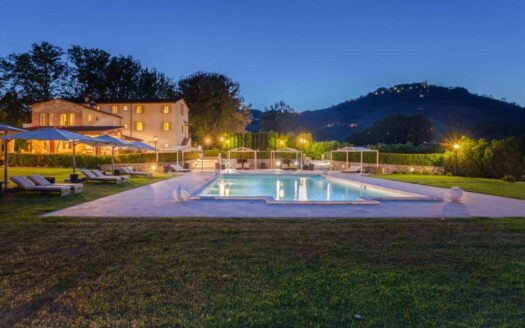 Villa in Vendita a Montecatini-Terme Biscolla