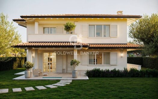 Villa in Vendita a Seravezza Querceta