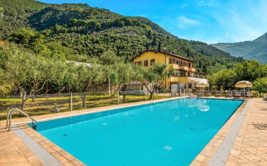 Villa in Vendita a Camaiore