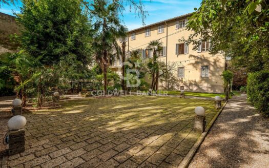 Hotel in Vendita a Lucca Centro storico