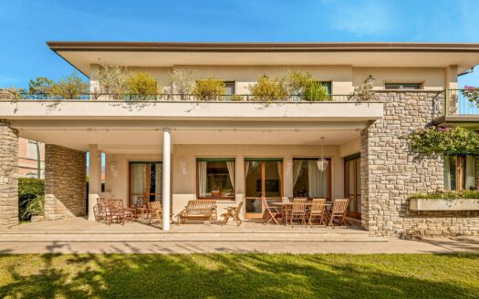 Villa in Affitto a Forte dei Marmi Centro