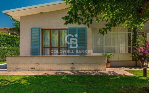 Villa in Affitto a Forte dei Marmi Centro