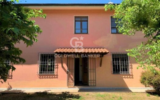 Villa in Vendita a Camaiore Capezzano Pianore