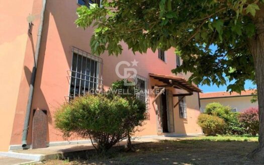 Villa in Vendita a Camaiore Capezzano Pianore