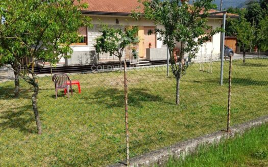 Villa in Vendita a Camaiore