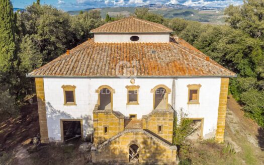 Villa storica in Vendita a Pomarance