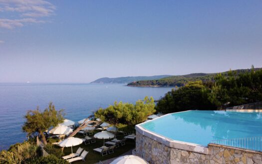 Villa in Vendita a Rosignano Marittimo Castiglioncello