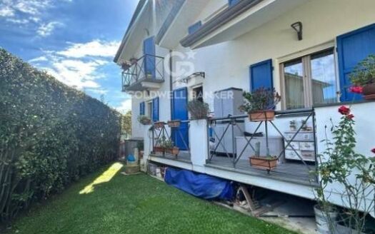 Villa in Vendita a Massarosa Massarosa