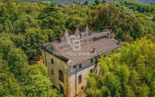 Tenuta in Vendita a Fivizzano
