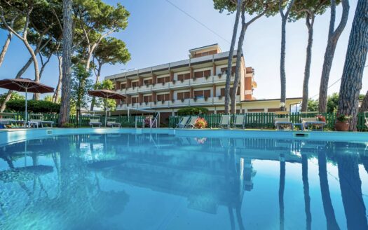 Hotel in Vendita a Forte dei Marmi