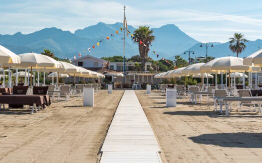 Stabilimento Balneare in Vendita a Forte dei Marmi Centro