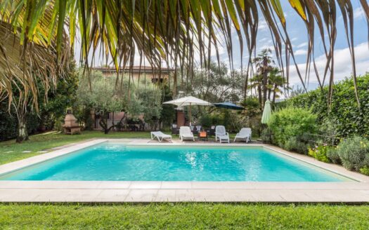 Villa storica in Vendita a Camaiore