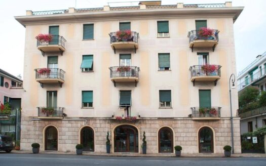 Hotel in Vendita a Rapallo