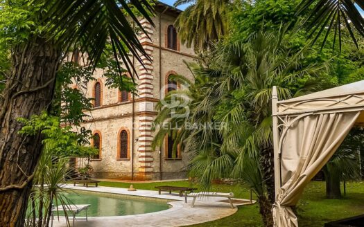Villa in Affitto a Forte dei Marmi Roma Imperiale