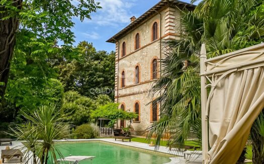 Villa in Affitto a Forte dei Marmi Roma Imperiale